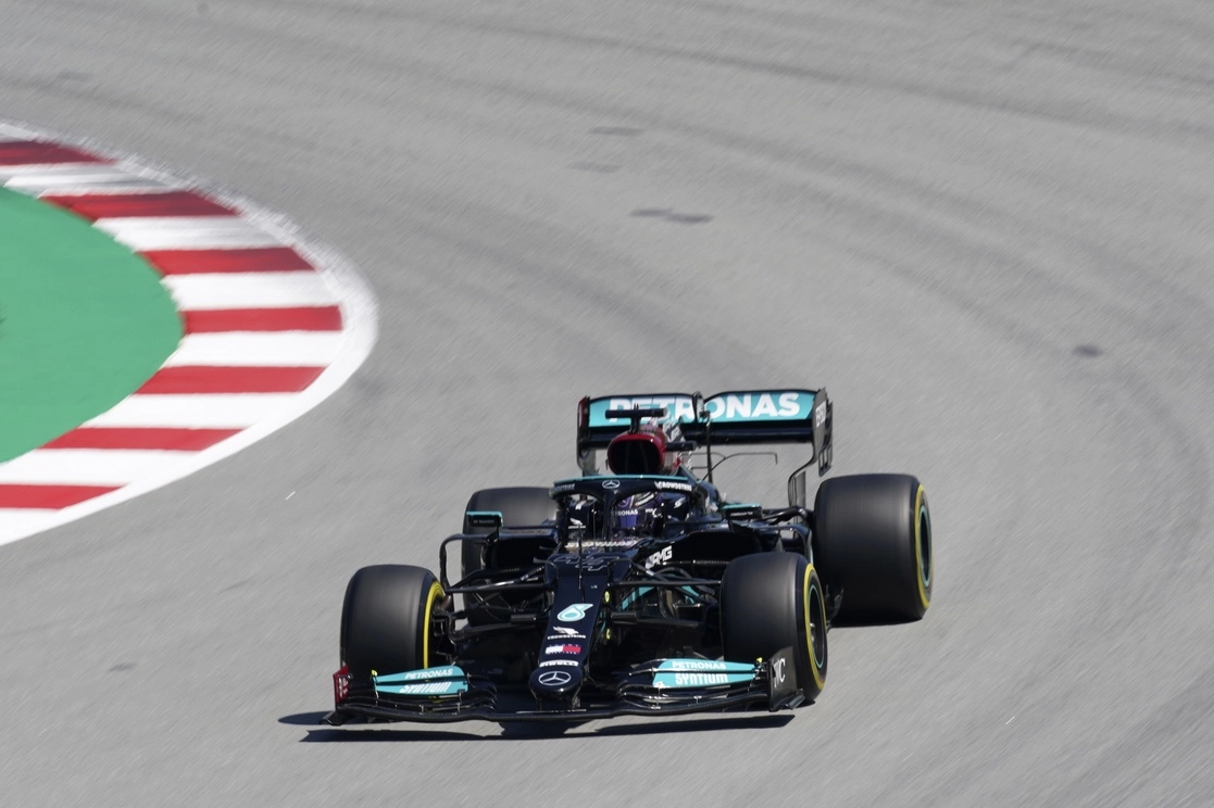 Lewis Hamilton sigue aumentando el récord de ‘pole positions’ en la F1. Foto Ap