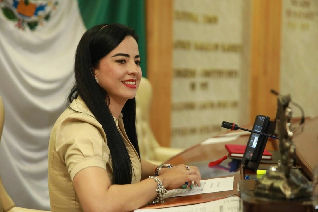 Alba Cristal Espinoza Peña presidirá los trabajos del Segundo Periodo de receso del primer año de Ejercicio Constitucional del Congreso de Nayarit. Foto ‘La Jornada’