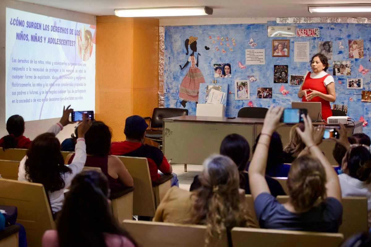Aspecto del Encuentro de Educación Alternativa. Foto 