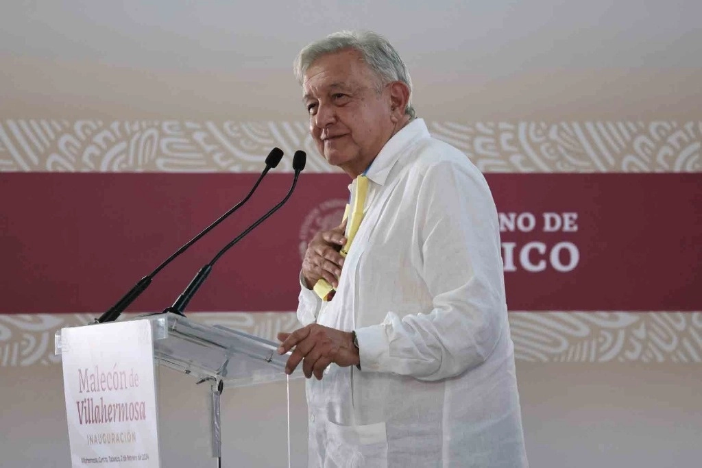 El presidente Andrés Manuel López Obrador durante la inauguración del malecón de Villahermosa, Tabasco, el pasado 2 de febrero. Foto Presidencia.