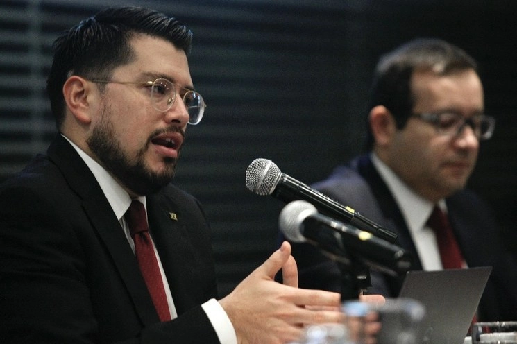 El director del Infonavit, Carlos Martínez. Foto Roberto Garcia Ortiz / archivo