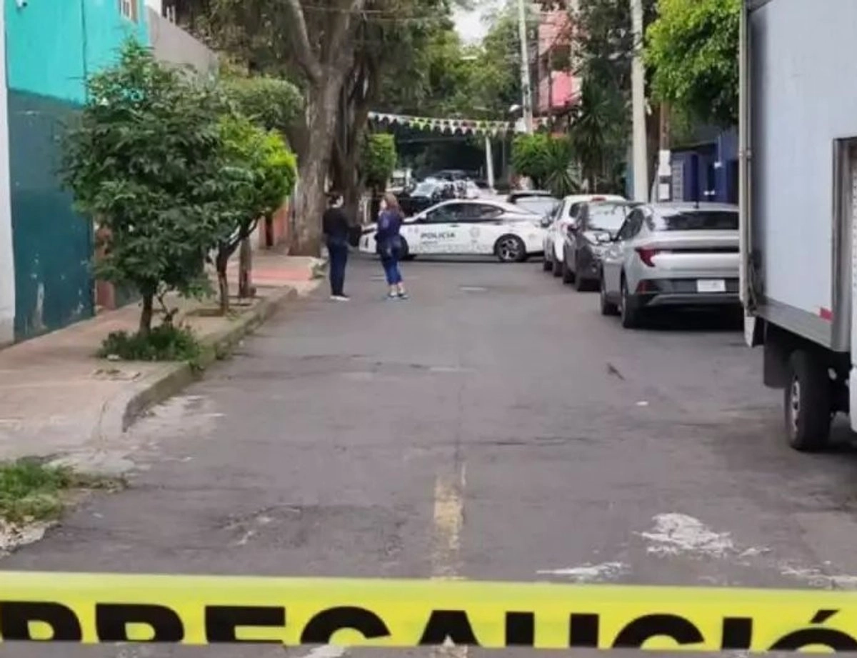 Autoridades liberaron al menor de edad que disparó a su madre en un domicilio de la colonia Polanco, en la alcaldía Miguel Hidalgo de CDMX. Foto 