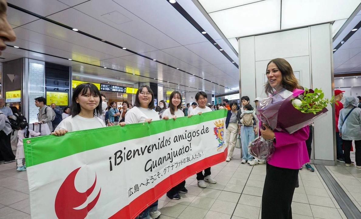 El gobernador de Hiroshima manifestó que “es un honor tener la presencia de la Gobernadora y de las autoridades de Guanajuato; sean bienvenidos, seguiremos fortaleciendo esta gran amistad que ya cumplió más de 10 años”.  Foto