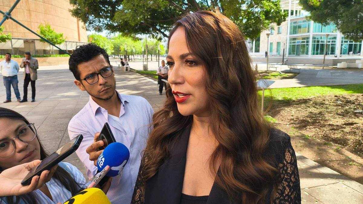 La gobernadora resaltó que siempre mantuvieron un diálogo con los campesinos, el cual sigue con los productores que mantienen un bloqueo parcial en la autopista Salamanca-Celaya. Foto