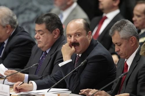 El ex gobernador de Chihuahua, César Duarte (c) en imagen de archivo. Foto Cuartoscuro