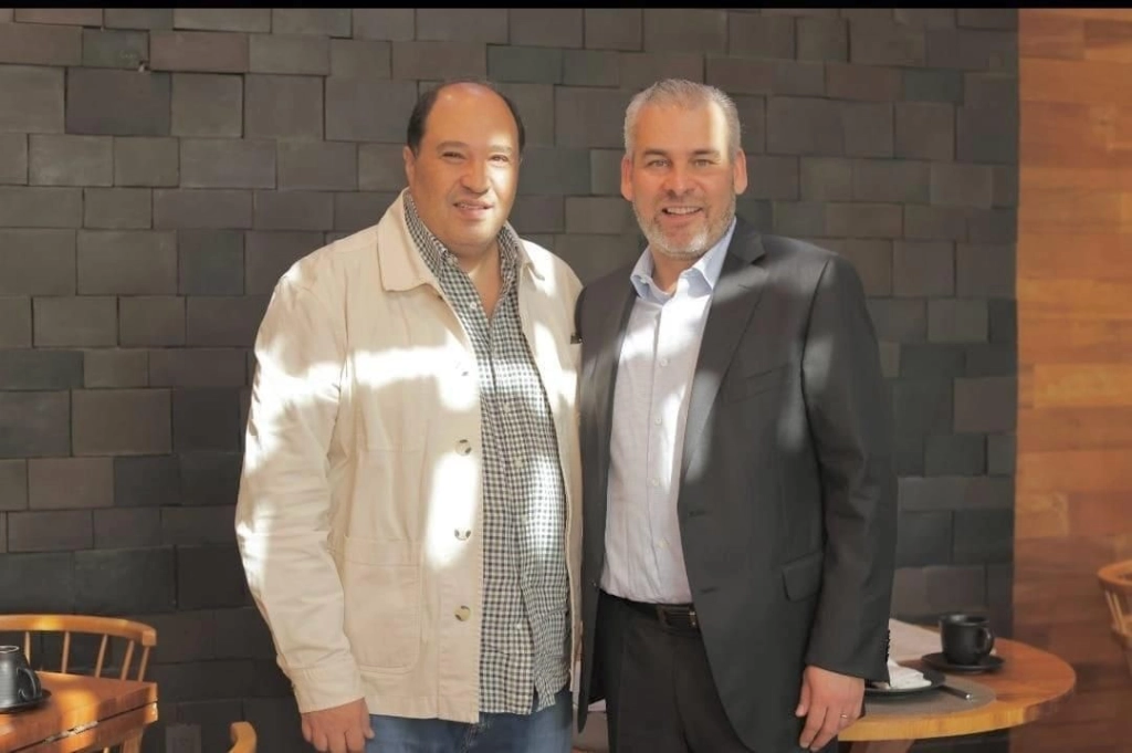 En la imagen, el gobernador de Michoacán, Alfredo Ramírez Bedolla y el próximo jefe de la Oficina de Presidencia, Lázaro Cárdenas Batel. Foto 'La Jornada' / Archivo