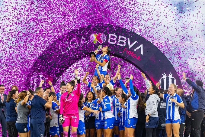 Las campeonas de la Liga Mx Femenil, las Rayadas de Monterrey, serán representante de México en la Copa de Campeones Concacaf W. Foto @Rayadas