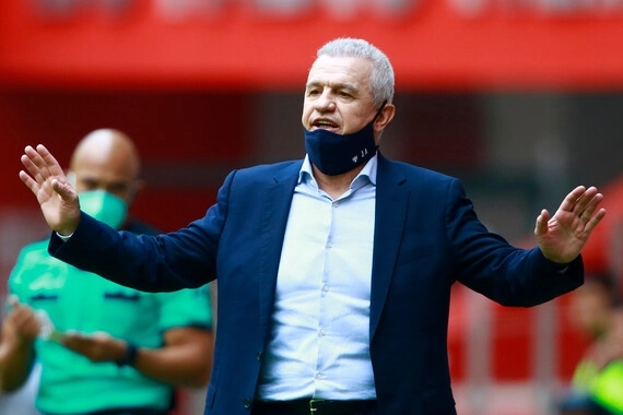 El entrenador de Rayados de Monterrey, Javier Aguirre. Foto Jam Media 