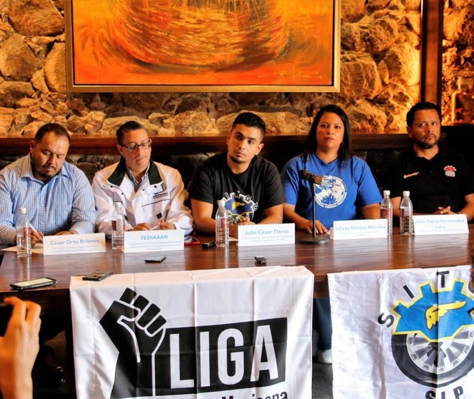 Representantes de la Liga Sindical Obrero Mexicana al dar el anuncio del contrato de ley, el 9 de agosto de 2023. Foto cortesía 