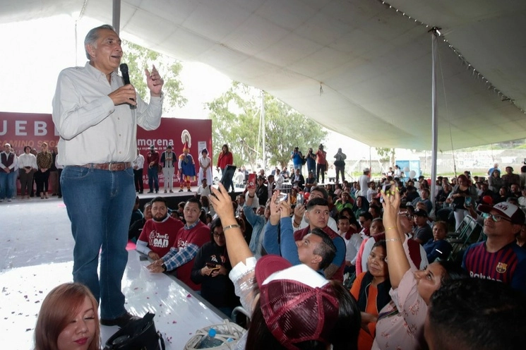 Adán Augusto López, aspirante a la dirección de los comités de defensa de la Cuarta Transformación, realizó asamblea informativa en la junta auxiliar San Jerónimo Caleras de Puebla. Foto Cuartoscuro