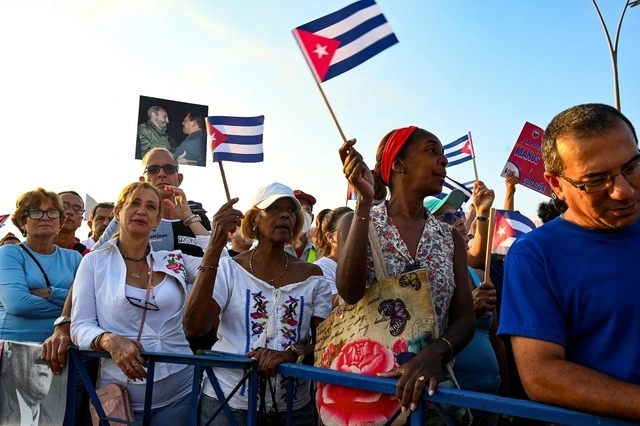 Ciudadanos cubanos en imagen de archivo. Foto Afp
