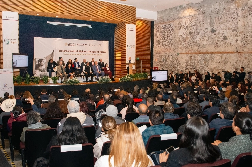 Participa la titular del Medio Ambiente, Alicia Bárcena en foro “Transformando el régimen del agua en México: Hacia una Ley General de Aguas y reformas a la Ley de Aguas Nacionales”. Foto Semarnat