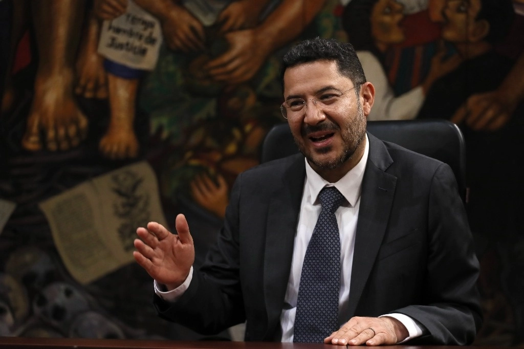 Martí Batres, jefe de Gobierno de la CDMX. Foto Roberto García Ortiz / Archivo 