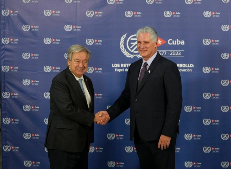 El Secretario General de las Naciones Unidas, Antonio Guterres y el Presidente de Cuba, Miguel Díaz Canel, en la cumbre del Grupo de los 77+China en la Habana, Cuba, el 15 de septiembre de 2023. Foto Afp
