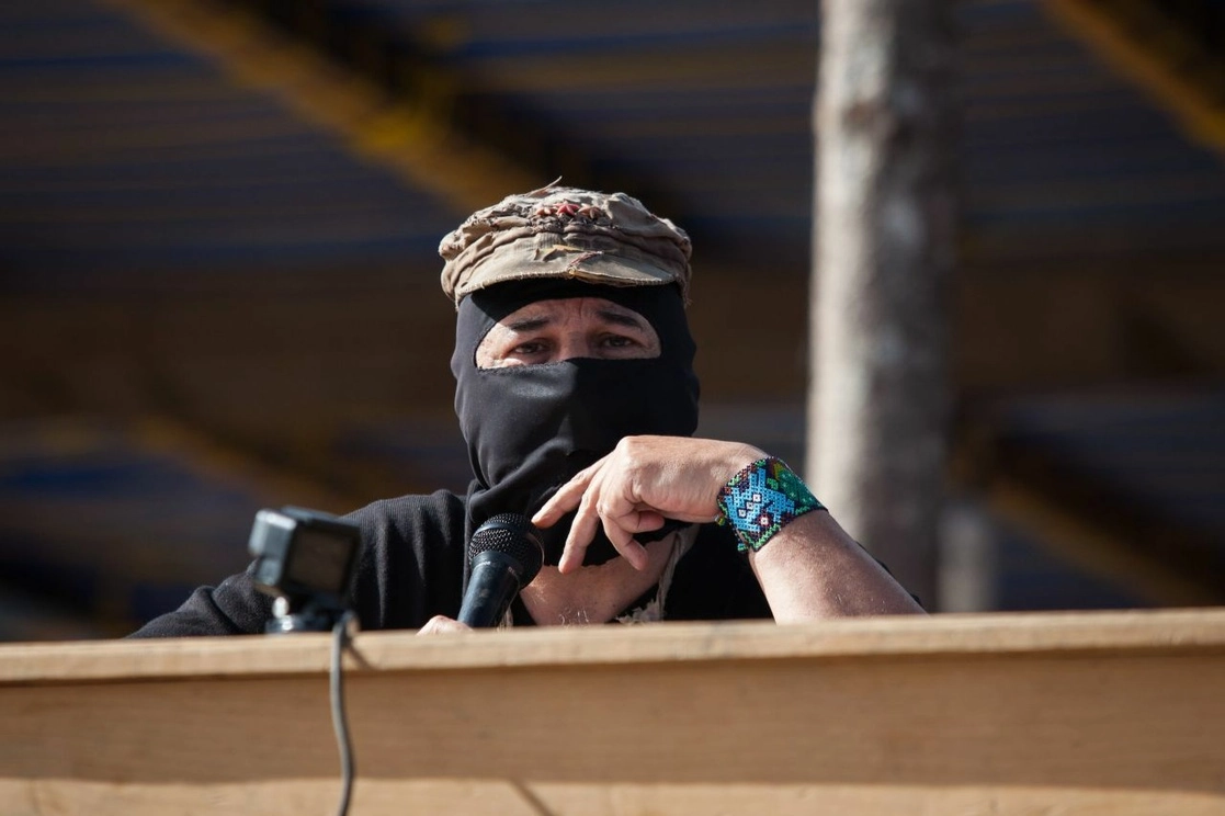 El subcomandante Galeano pidió apoyar económicamente la resistencia en Ucrania en las cuentas que les indicarán en su momento, al tiempo de informar que la Comisión Sexta del EZLN “está haciendo lo propio, enviando un poco de ayuda a quienes, en Rusia y Ucrania, luchan contra la guerra” . Foto Cuartoscuro / Archivo