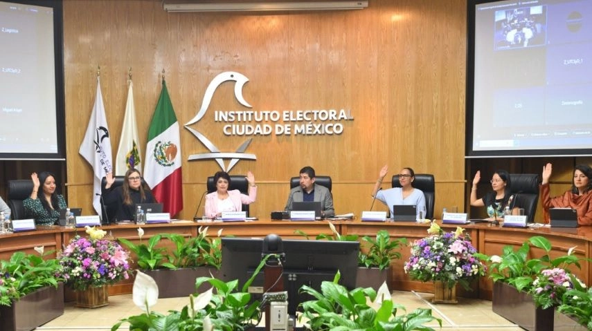 El IECM recomienda a la ciudadanía visitar previamente el micrositio 'CONÓCELES JUDICIAL',  en el que se puede consultar la identidad, el perfil, la trayectoria académica y el historial profesional, así como la versión pública de los expedientes con los que las candidaturas acreditaron su elegibilidad. Foto