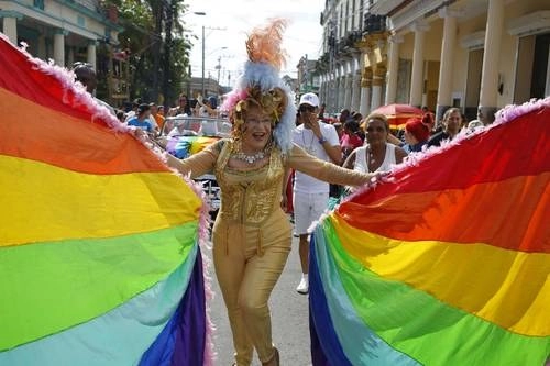 En el Día Internacional contra la Homofobia, la Suprema Corte de Justicia hizo un llamado en contra de la discriminación. Foto Ap