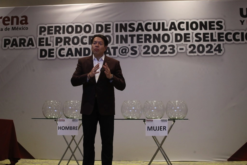 El presidente nacional de Morena, Mario Delgado durante el periodo de insaculaciones para el proceso interno de selección de candidatos 2023-2024 el 21 de febrero de 2024. Foto Yazmín Ortega Cortés