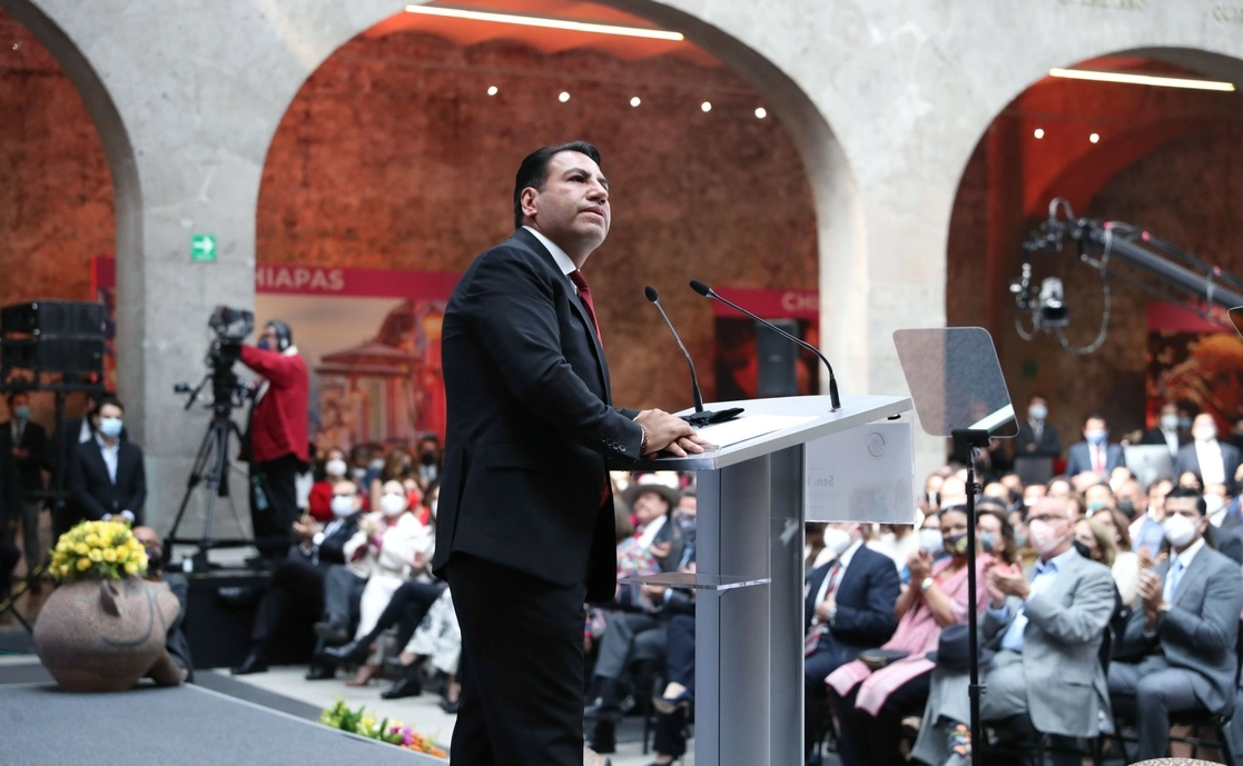 El presidente del Senado, Eduardo Ramírez Aguilar durante la presentación de su informe de labores. Foto tomada de la cuenta de Twitter @senadomexicano