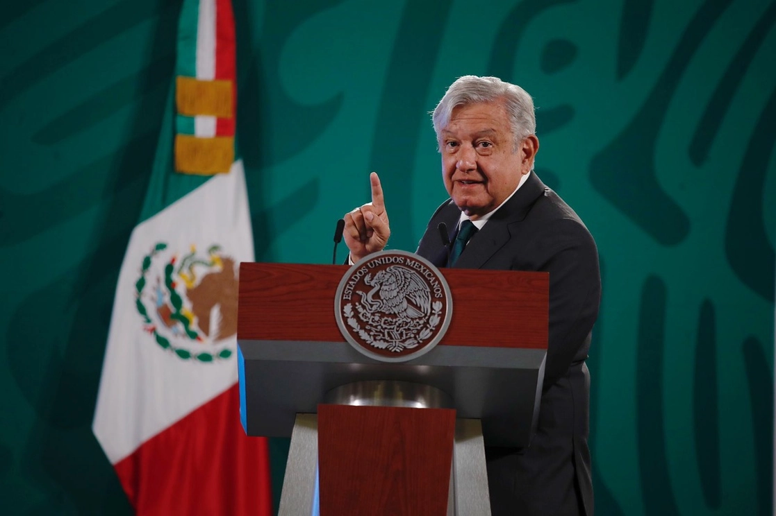 El presidente de México, Andrés Manuel López Obrador, durante su conferencia matutina en Palacio Nacional, en la Ciudad de México, el 8 de junio de 2021. Foto Cristina Rodríguez