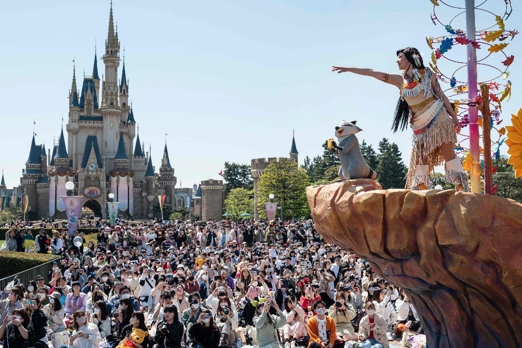 Escenificación de ‘Pocahontas’ en un parque de Tokyo. Foto Afp 

