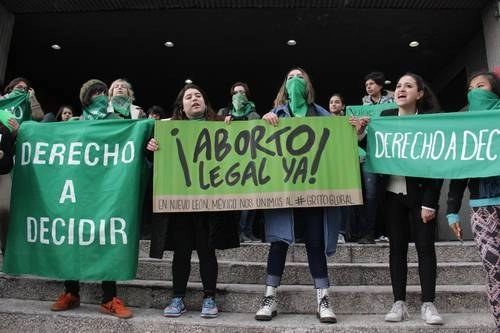 Mujeres durante una protesta a favor del aborto en imagen de archivo. Foto La Jornada