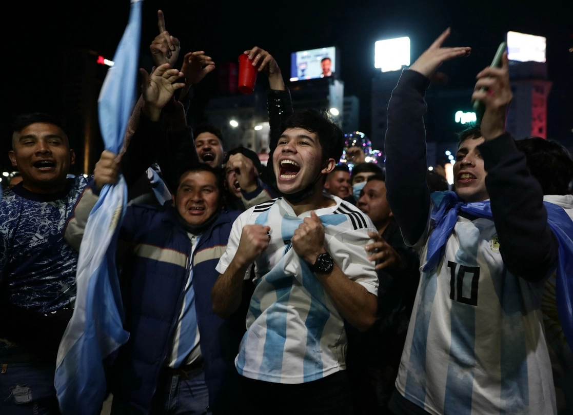 Aficionados durante los festejos. Foto Afp