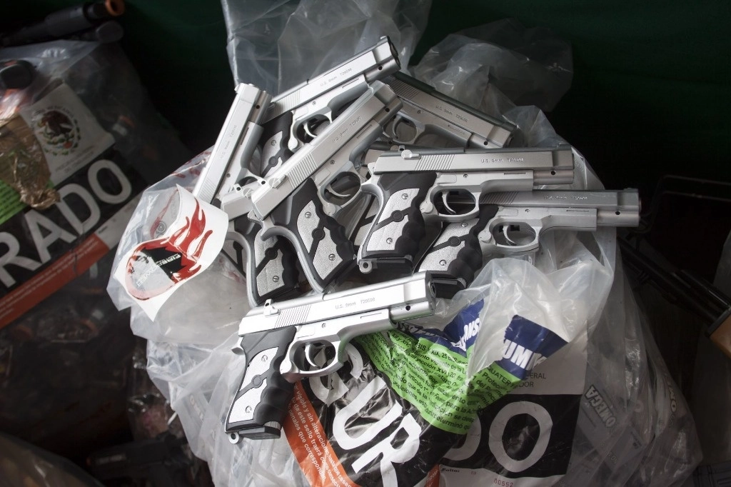 En los últimos años el tráfico de armas fabricadas o vendidas en EU ha aumentado en México más que en cualquier otro país. Foto Cuartoscuro / Archivo 