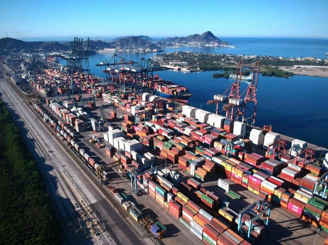 Terminal de contenedores en el puerto de Manzanillo. Foto cortesía Presidencia / Archivo