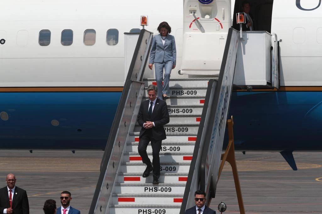 Los secretarios de Estado de Estados Unidos, Antony Blinken, y de Comercio, Gina Raimondo, a su llegada a la Ciudad de México, el 12 de septiembre de 2022. Foto Alfredo Domínguez