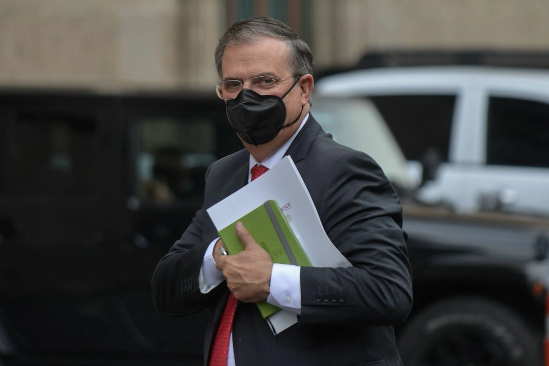 El canciller Marcelo Ebrard, a su llegada a Palacio Nacional para la reunión entre John Kerry y el presidente López Obrador. Foto Cuartoscuro 