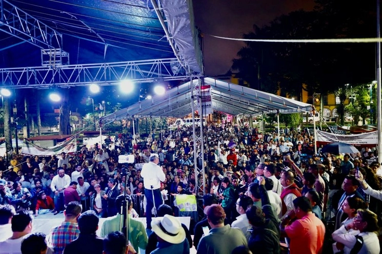 Aspectos del evento de Adán Augusto en Veracruz en imagen tomada de su cuenta de twitter.