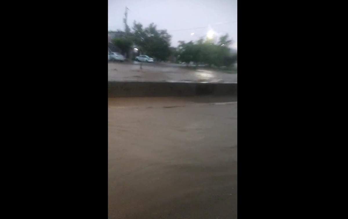 Usuarios de redes sociales compartieron imágenes del desbordamiento del arroyo Jabalíes. Foto