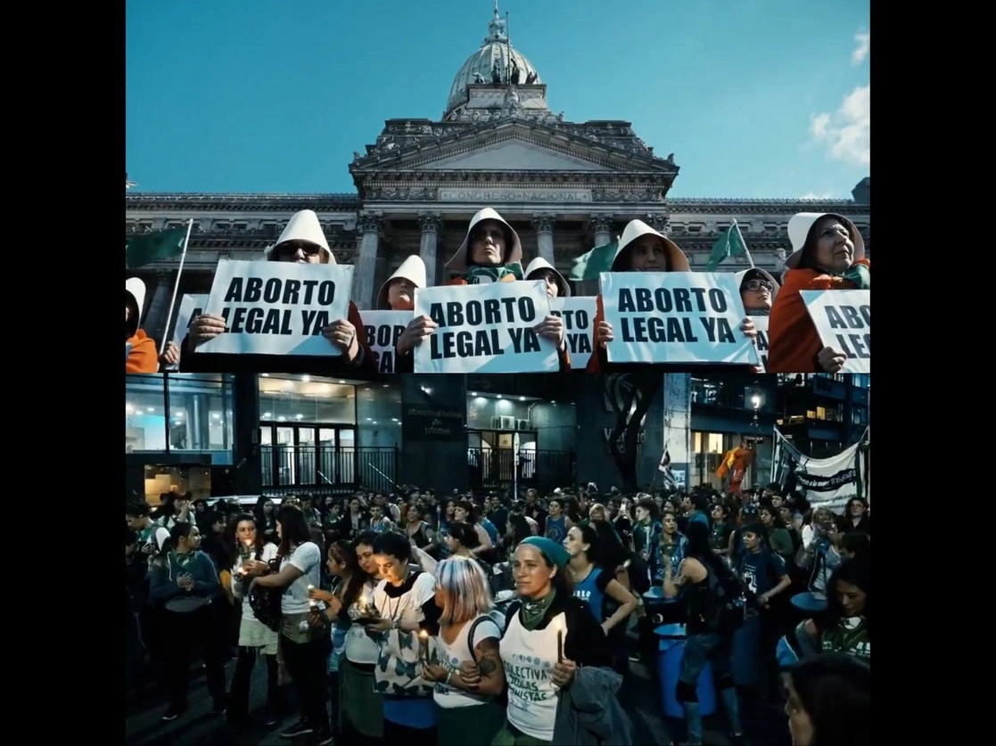 La película se promueve por medio de Ambulante. Fotogramas tomadas del trailer de la cinta a través del Twitter de @Ambulante