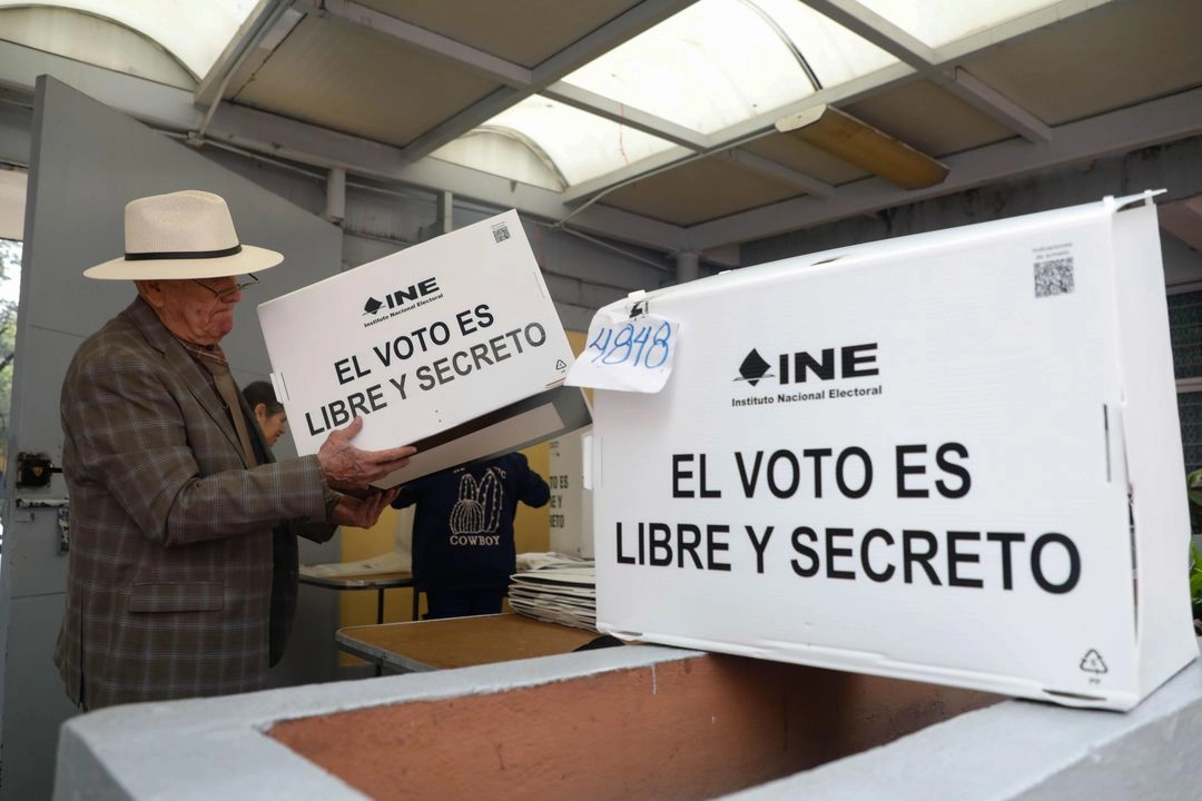 En aras de practicar una democracia plena, el gobierno mexicano convocó por primera vez a los ciudadanos a elegir a los integrantes del Poder Judicial. Foto 