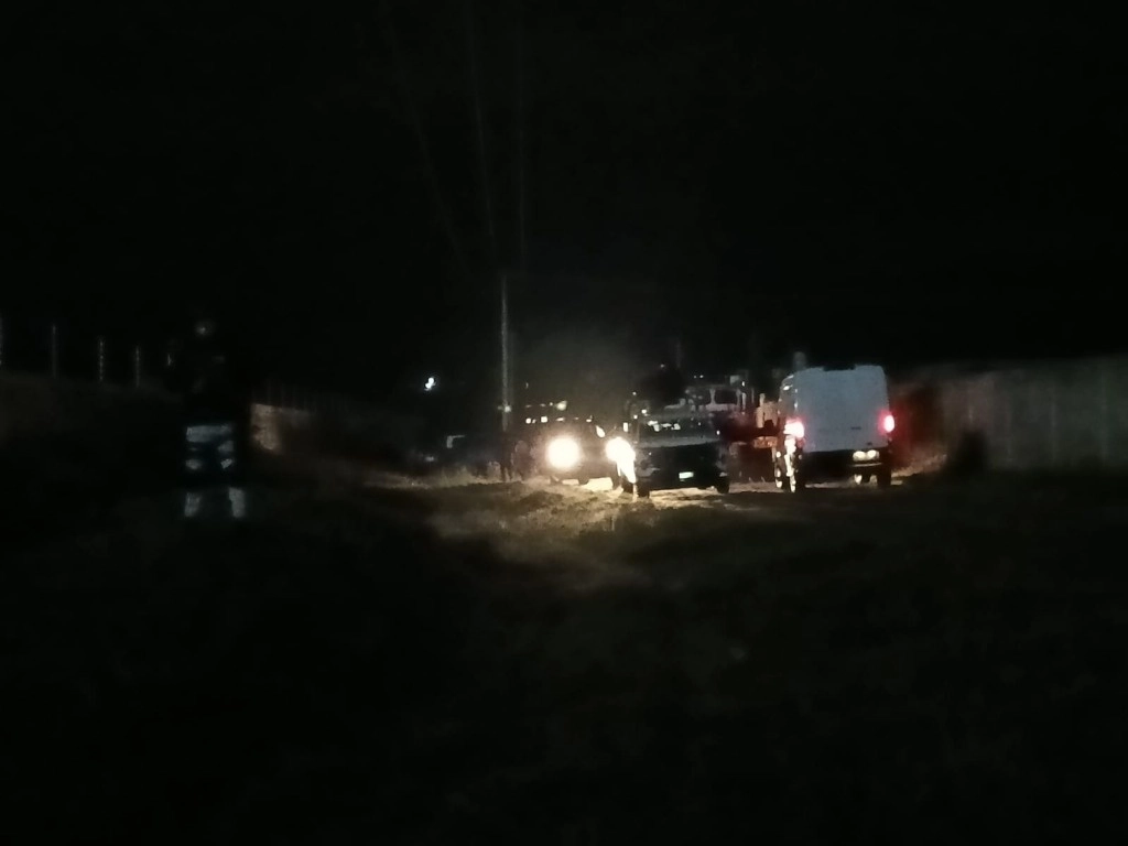Los cuerpos sin vida de los jóvenes fueron localizados dentro de un auto en las inmediaciones del campus Celaya de la Universidad de Guanajuato. Foto La Jornada