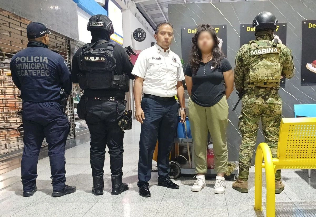 Personal de la Semar, en coordinación con autoridades municipales de Ecatepec, localizaron a Karina "M", de 15 años, quien había sido reportada como desaparecida, y quien fue víctima de extorsión telefónica. Foto cortesía 