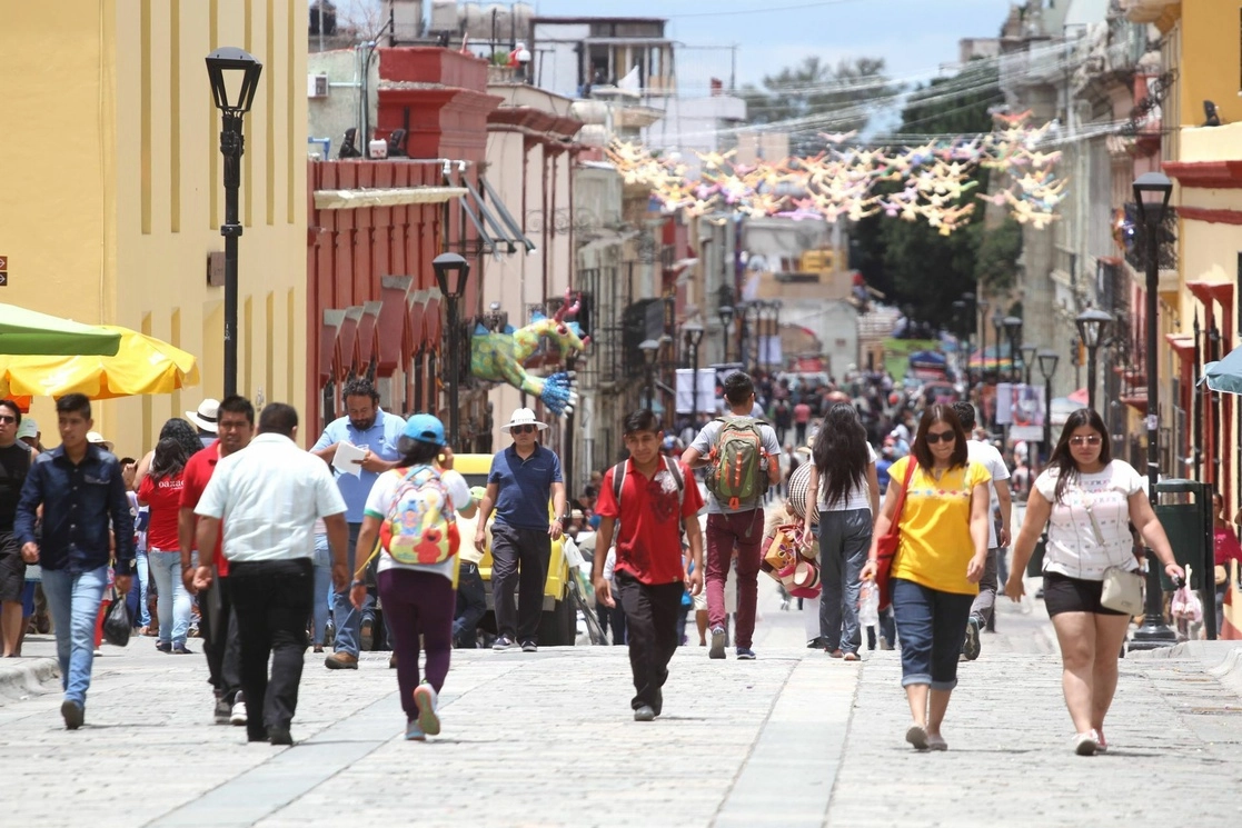 La actividad económica y turística de Oaxaca lo ubica como el estado con mayor ocupación. Foto Cuartoscuro/Archivo