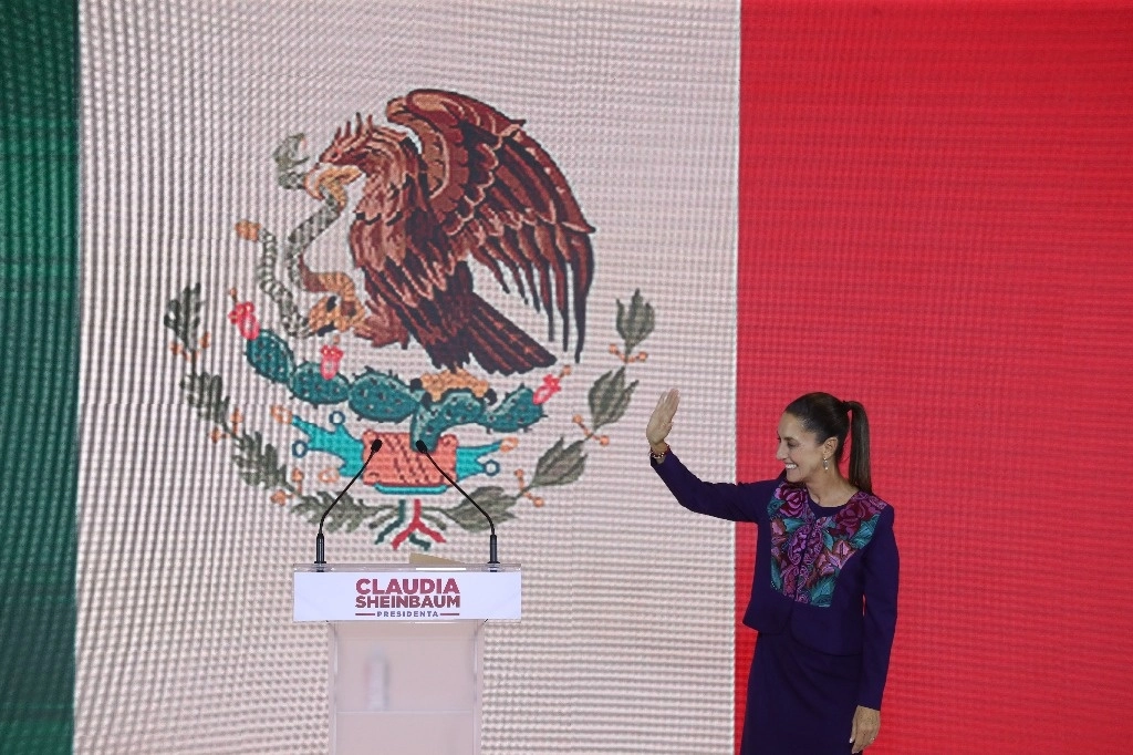 Discurso de la candidata a la presidencia Claudia Sheinbaum tras el virtual triunfo electoral. Foto Marco Peláez