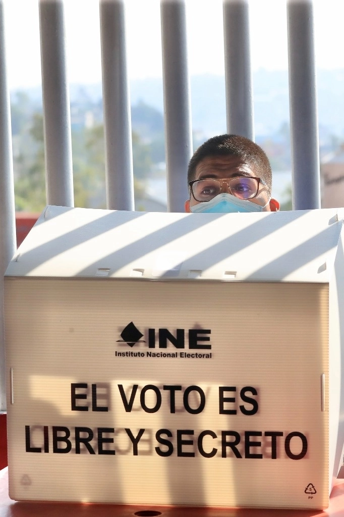 El presidente Andrés Manuel López Obrador remarcó que el sufragio debe ser libre, las elecciones limpias y no debe impulsarse el fraude. Foto Luis Castillo / Archivo

