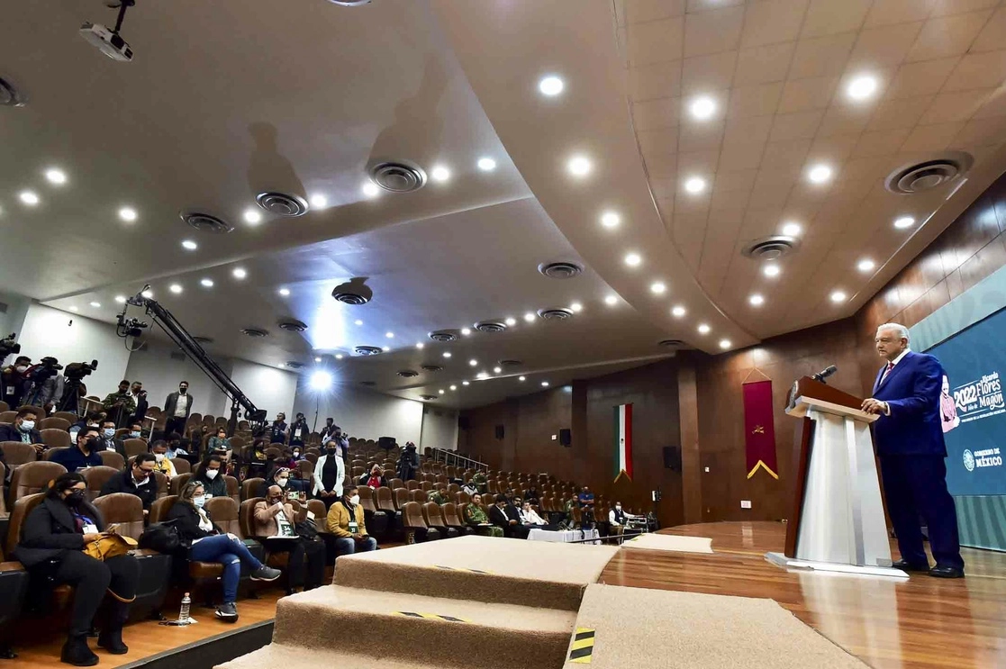 El presidente Andrés Manuel López Obrador durante su conferencia realizada desde la ciudad de Puebla, el 5 de mayo de 2022. Foto cortesía Presidencia