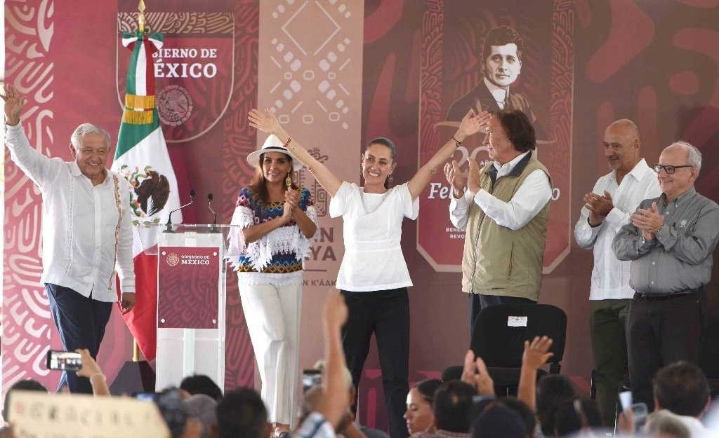 Cuando hay convicción, lo imposible se hace posible, dijo ayer la presidenta electa, Claudia Sheinbaum, en referencia a López Obrador, al inaugurar otra obra del Tren Maya. Foto Presidencia 