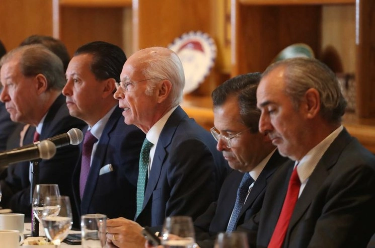 Luis Niño de Rivera, presidente de la ABM, afirmó que aunque la economía mexicana ha tenido bajos niveles de crecimiento a lo largo del último año, el financiamiento al consumo y a la vivienda siguen con una tendencia al alza. Foto Yazmín Ortega
