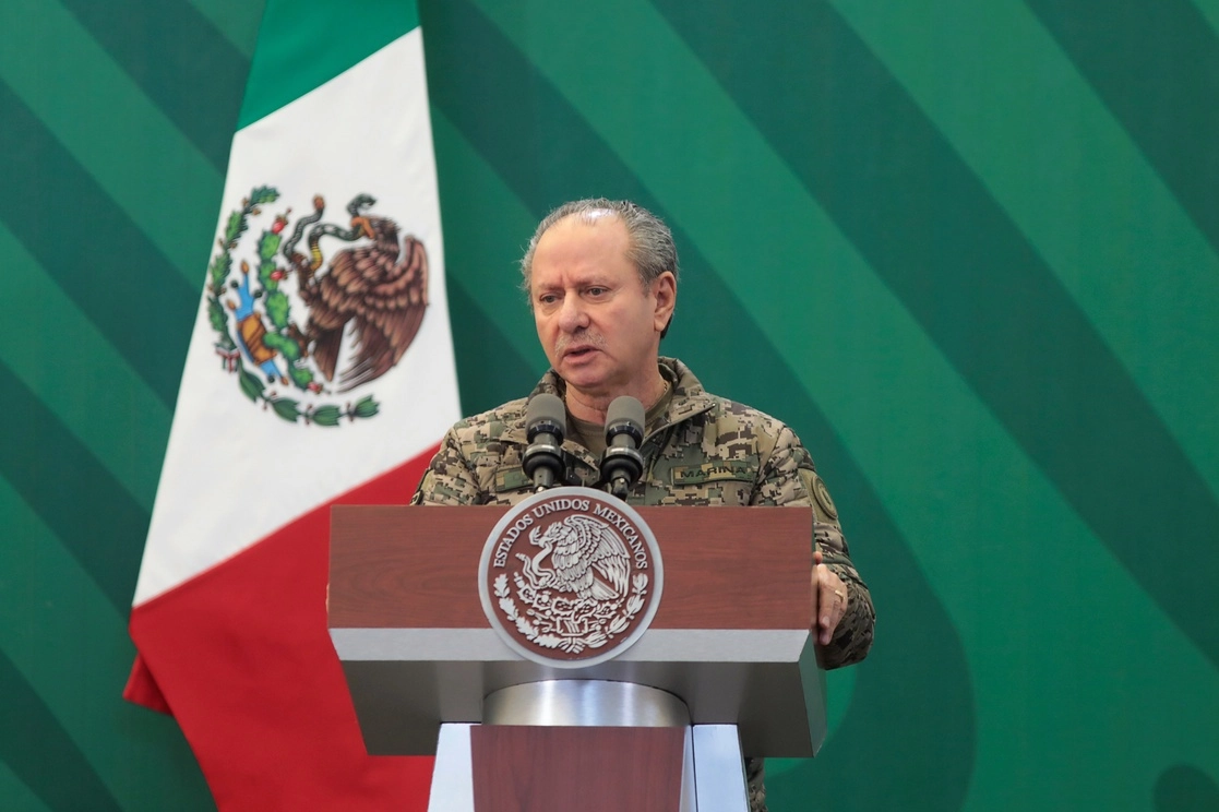 Rafael Ojeda Durán, secretario de Marina, durante la conferencia de prensa matutina en Cuernavaca, Morelos. Foto Presidencia