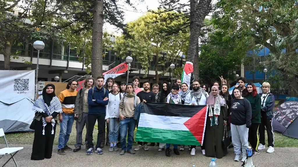 Estudiantes de la Universidad de Valencia protestan contra la guerra en Gaza. Foto Afp