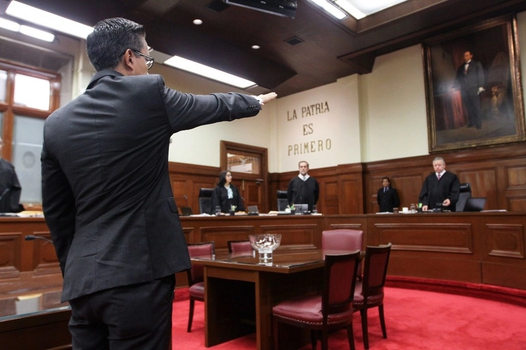 Durante la elección de consejeros de la Judicatura Federal, por parte de la SCJN. Foto Cuartoscuro / archivo 