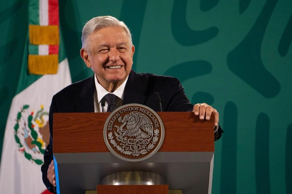 El presidente Andrés Manuel López Obrador durante la conferencia de prensa matutina en Palacio Nacional, el 16 de abril de 2021. Foto Pablo Ramos
