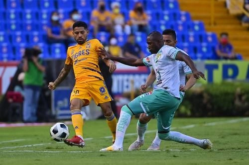 Las dos escuadras felinas ofrecieron un partido vibrante y la igualada les permite mantener sus respectivas rachas sin conocer la derrota. Foto @clubleonfc