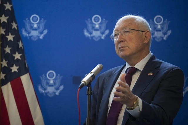 El embajador de EU en México, Ken Salazar en imagen de archivo. Foto Yazmín Ortega