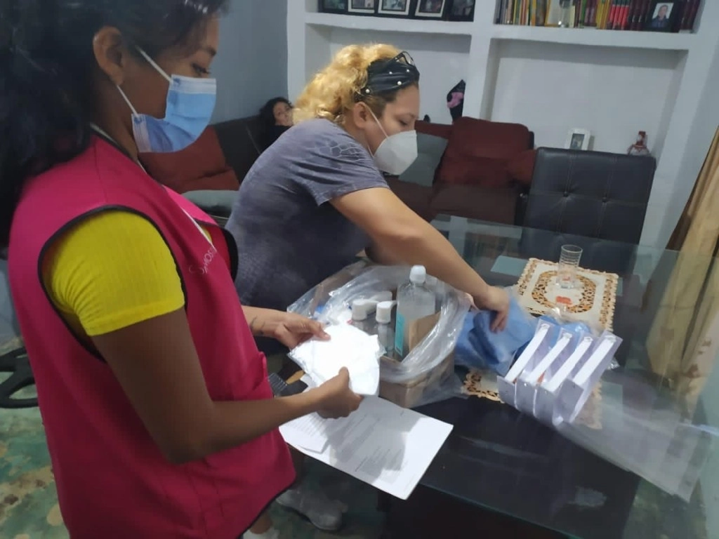 El INE informó que el 100% de los presidentes de casilla en Hidalgo cuentan ya con los paquetes electorales y el material de protección contra el Covid-19 para las elecciones de este domingo. Foto tomada del Twitter @INEMexico 